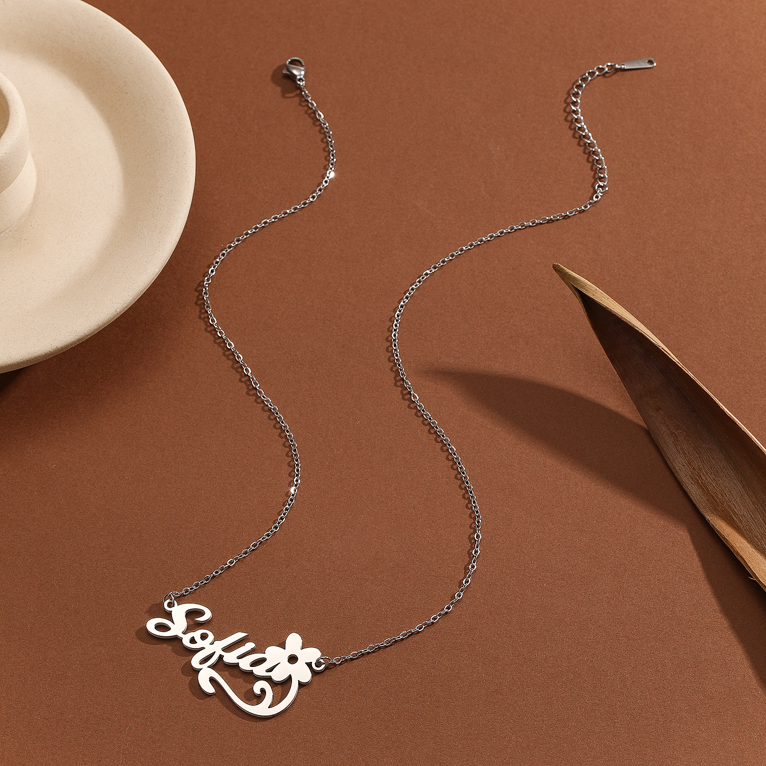 Stainless Steel Flower Letter  - đánh giá và giá Name Necklace Custom